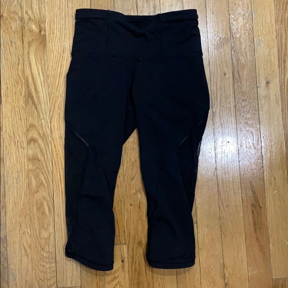 Lululemon crops